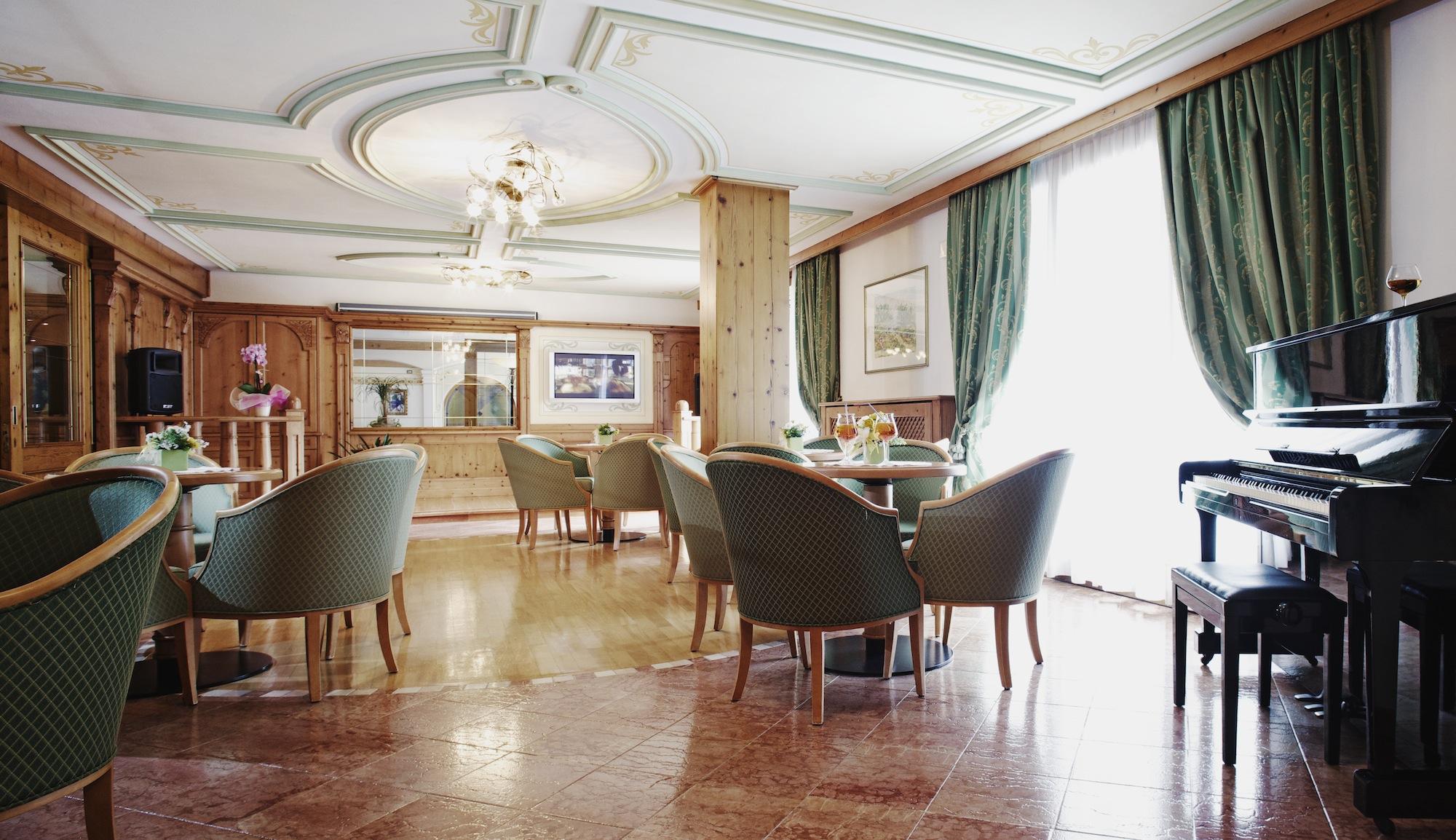 Domina Parco Dello Stelvio Hotel โกโกโล ภายนอก รูปภาพ